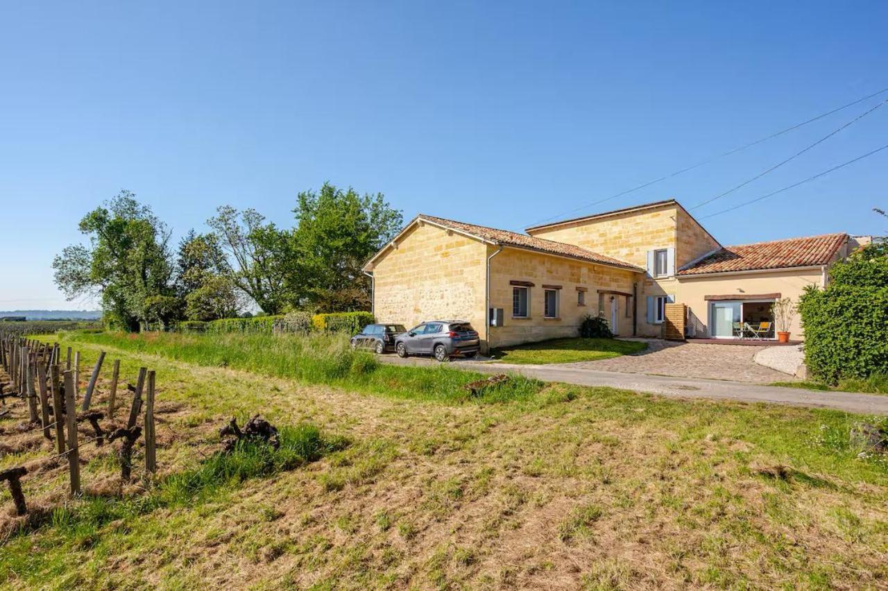 Guesthouse Les Maurins Saint-Sulpice-de-Faleyrens Buitenkant foto