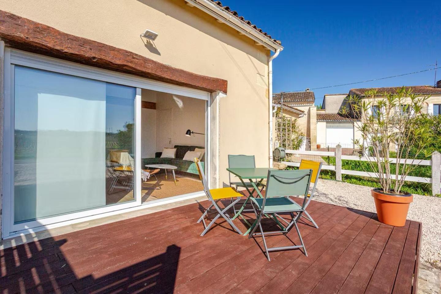 Guesthouse Les Maurins Saint-Sulpice-de-Faleyrens Buitenkant foto