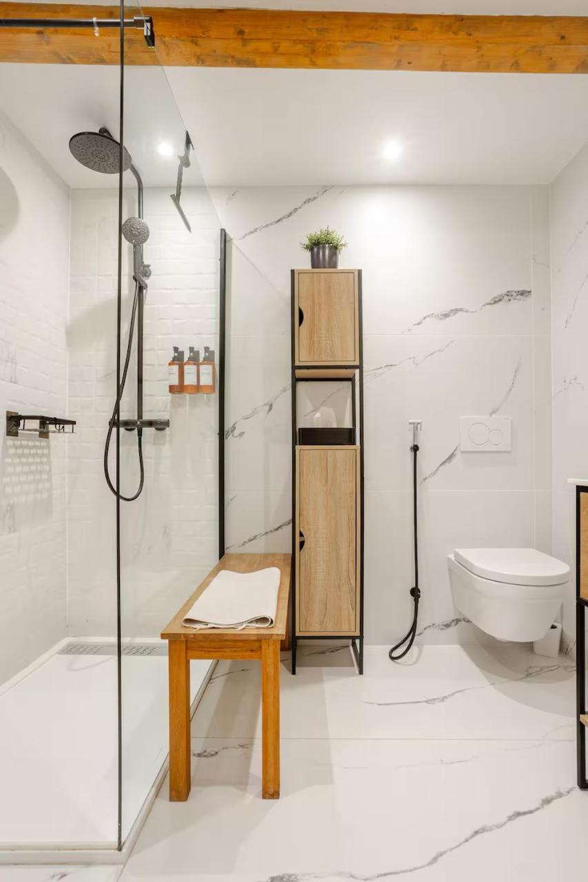 Guesthouse Les Maurins Saint-Sulpice-de-Faleyrens Buitenkant foto