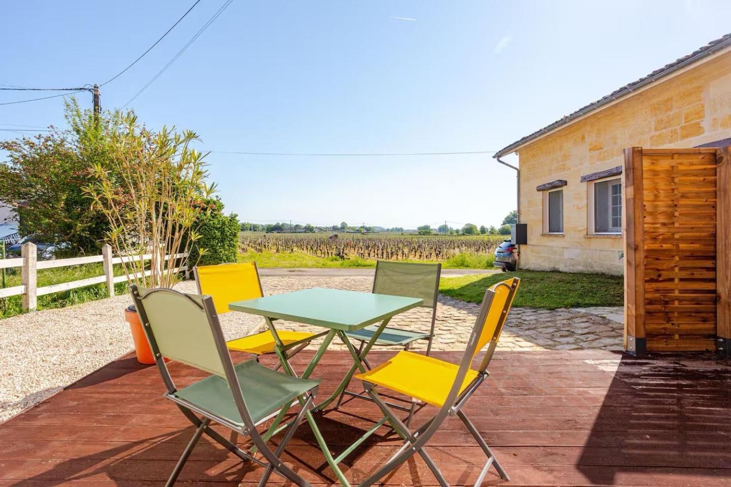 Guesthouse Les Maurins Saint-Sulpice-de-Faleyrens Buitenkant foto