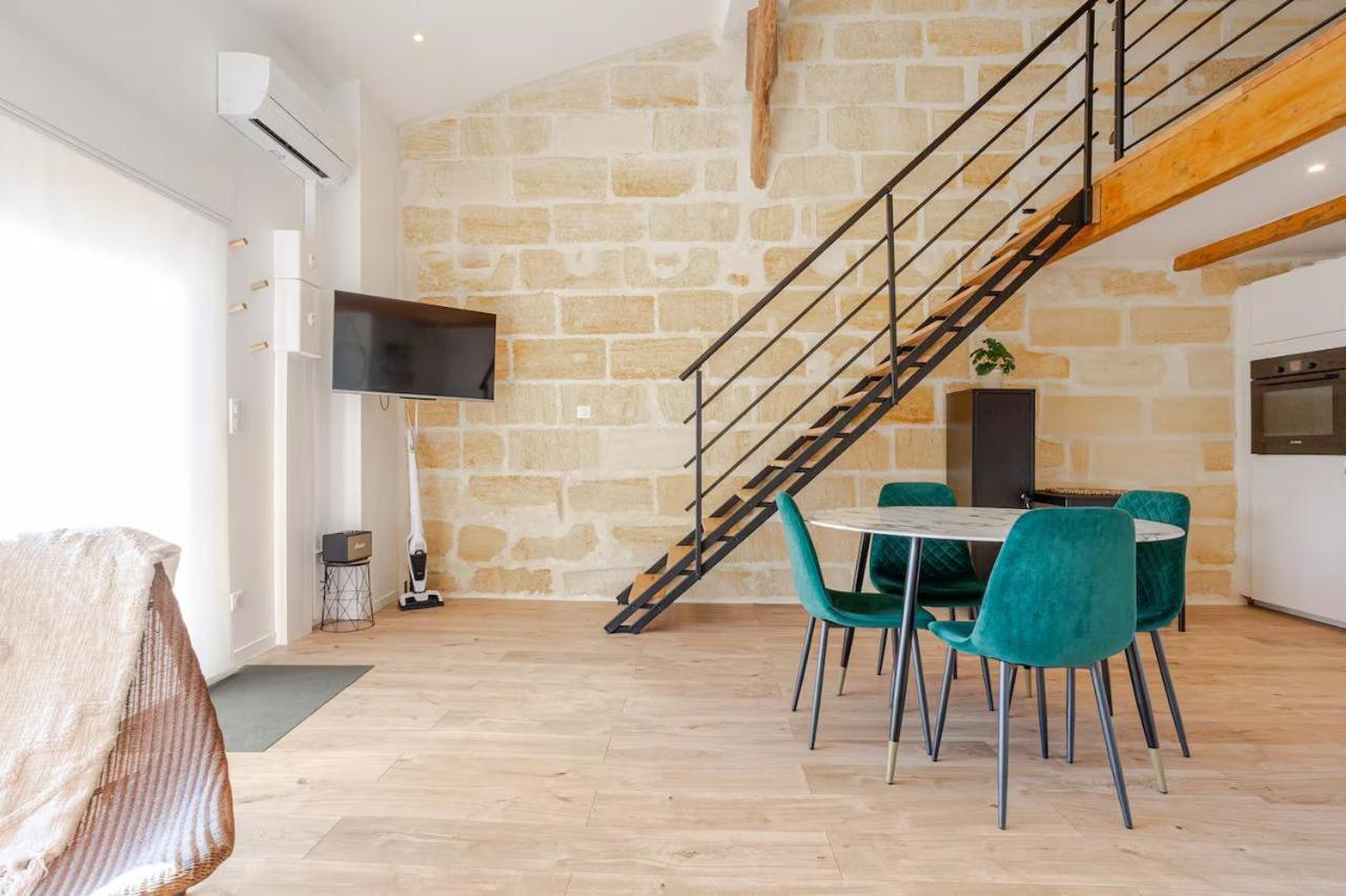 Guesthouse Les Maurins Saint-Sulpice-de-Faleyrens Buitenkant foto
