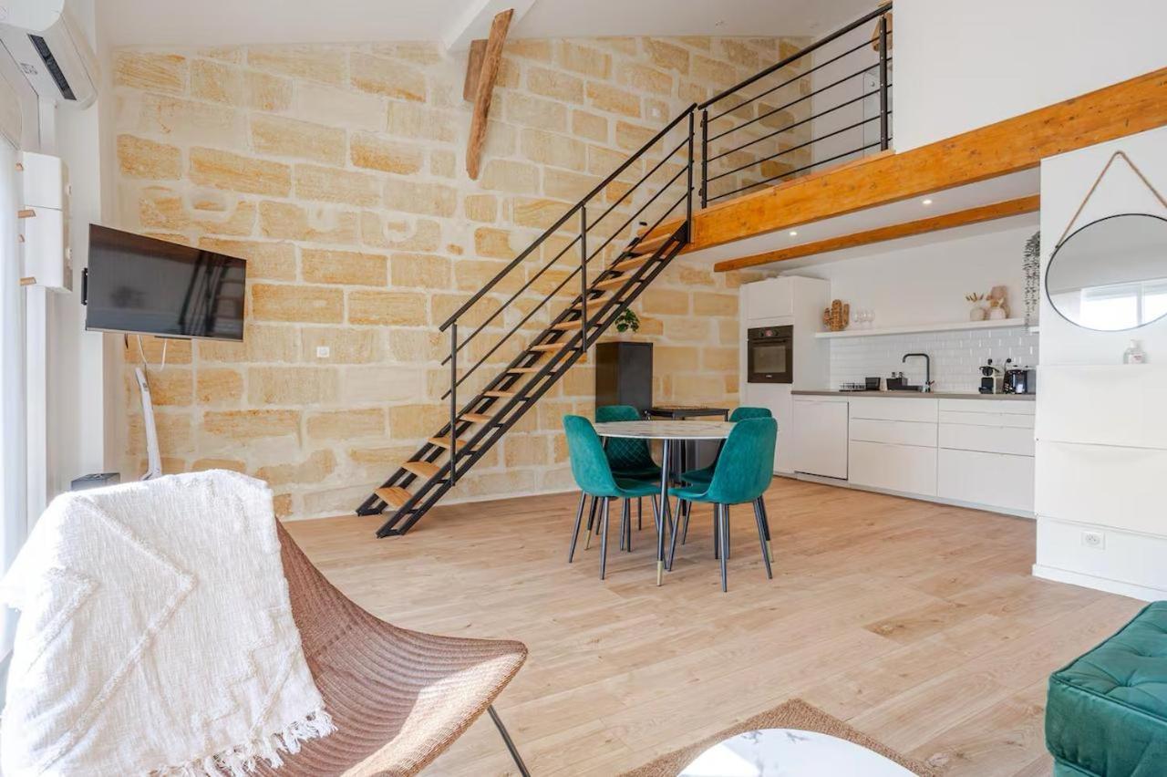 Guesthouse Les Maurins Saint-Sulpice-de-Faleyrens Buitenkant foto